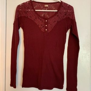 Hollister Women’s Waffle Knit Long Sleeve | Size M